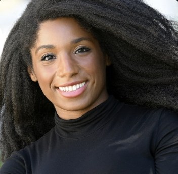 Portrait of Amari Cowan